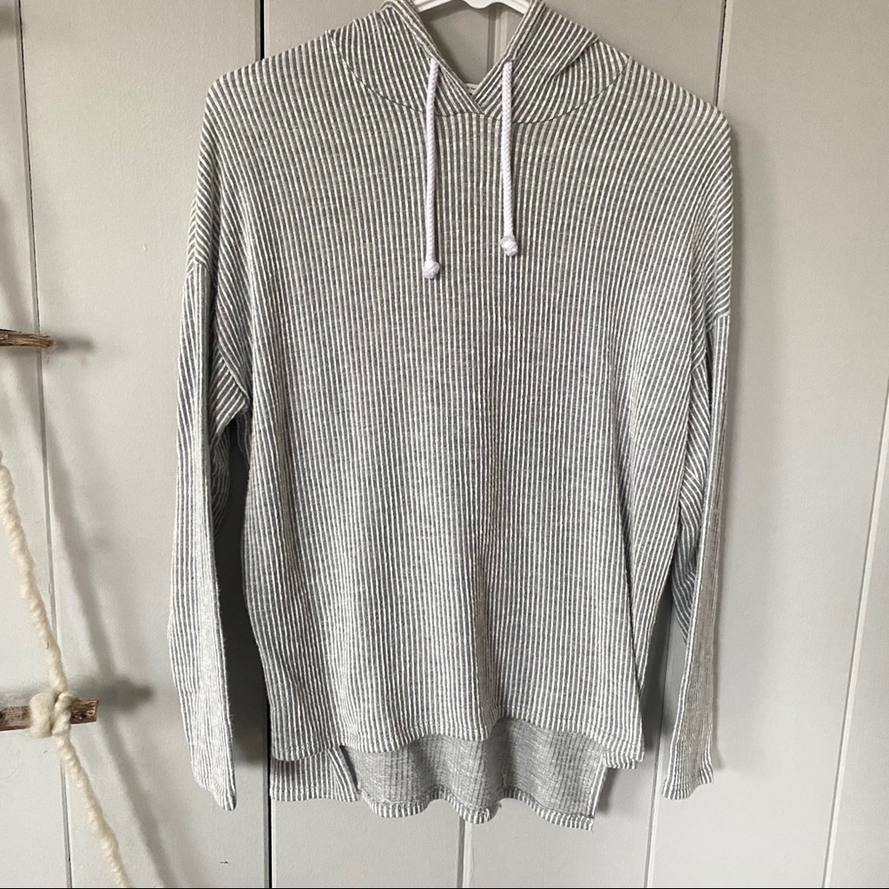 Caution to the wind gray striped ribbed hoodie